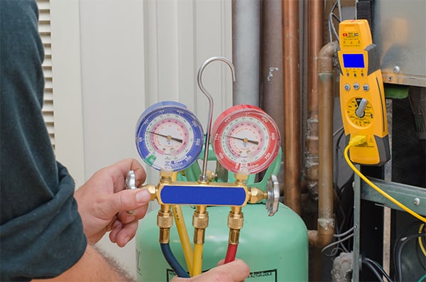 Working pressures of refrigerant gases in commercial systems